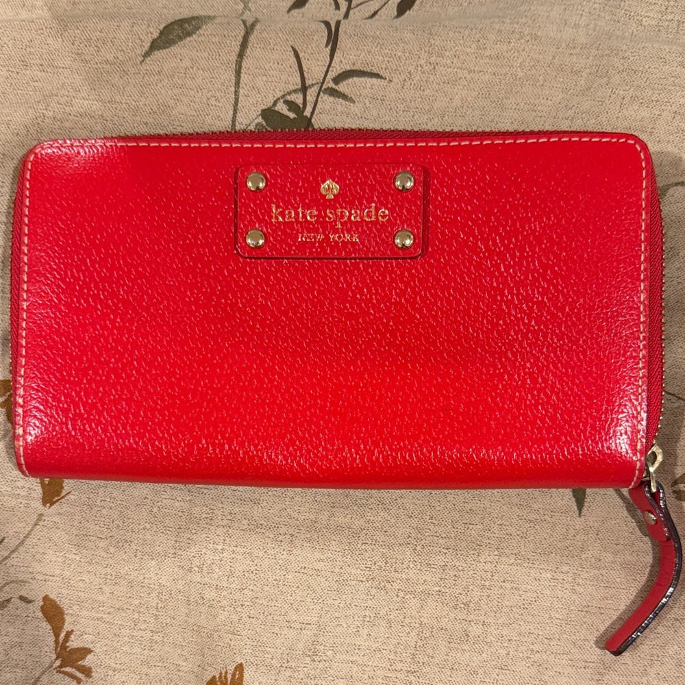 Kate Spade Neda Wellesley Red Zip Around Wallet (WLRU1153)